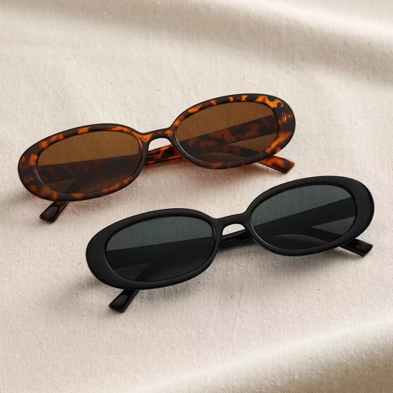 Vintage Fashion Images - Occhiali da sole ovali vintage da