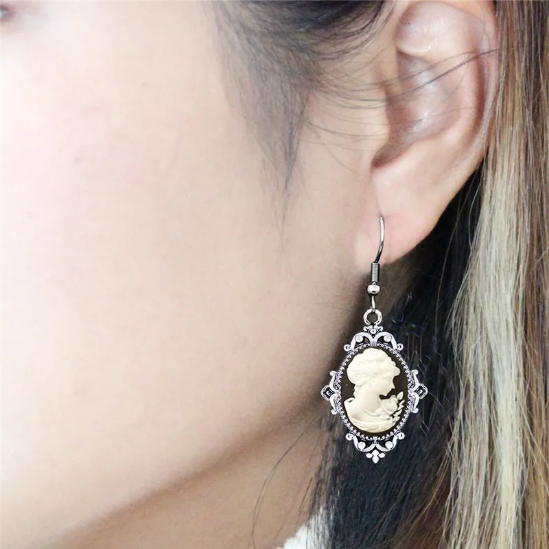 Set di gioielli da donna con c - Vintage Fashion Look recensione e prezzo