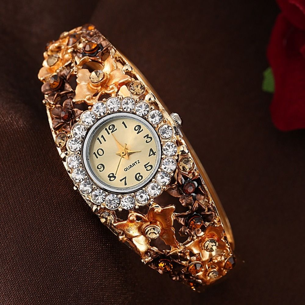 Orologio vintage ricco di fior - Vintage Fashion Week recensione e prezzo