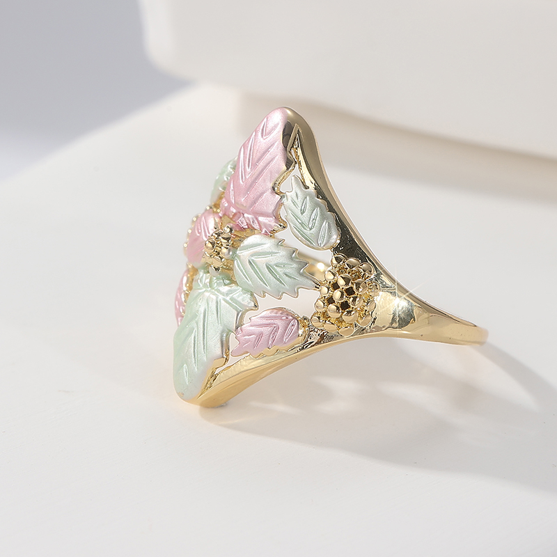 Anello Vintage di Lusso Dorato - Vintage Fashion Look recensione e prezzo